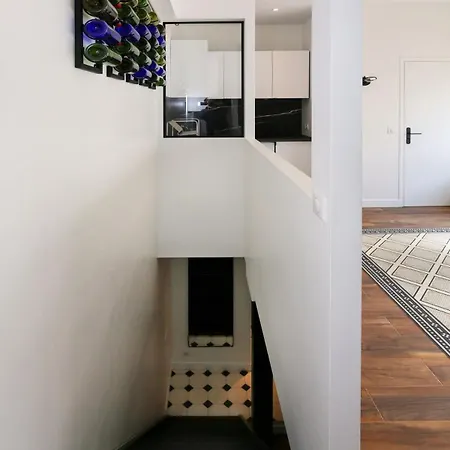 Apartament Proche Des Celebres Puces De 4p *