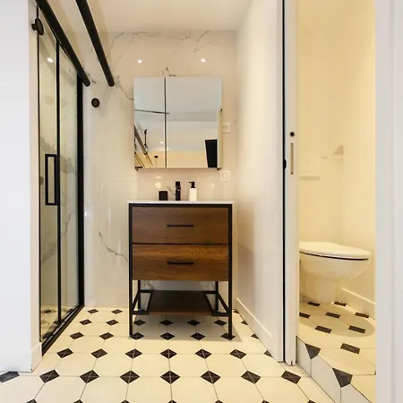 Proche Des Celebres Puces De 4p Apartament *