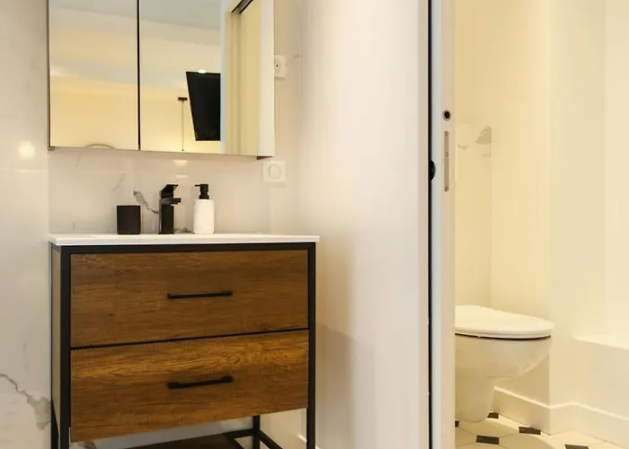 Apartamento Proche Des Celebres Puces De 4p *